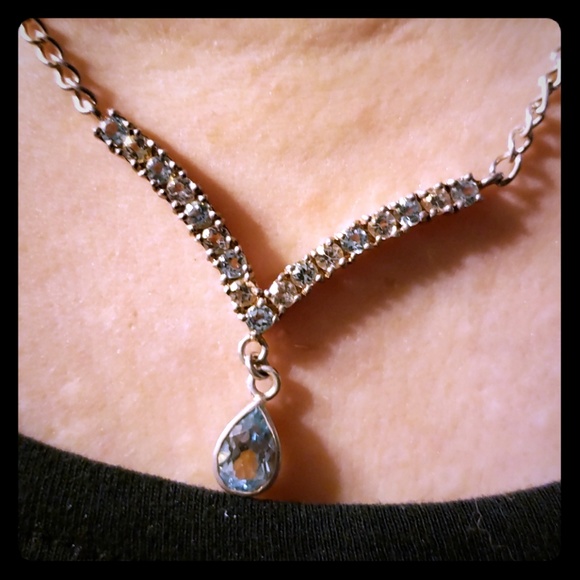 Necklace - Picture 1 of 2